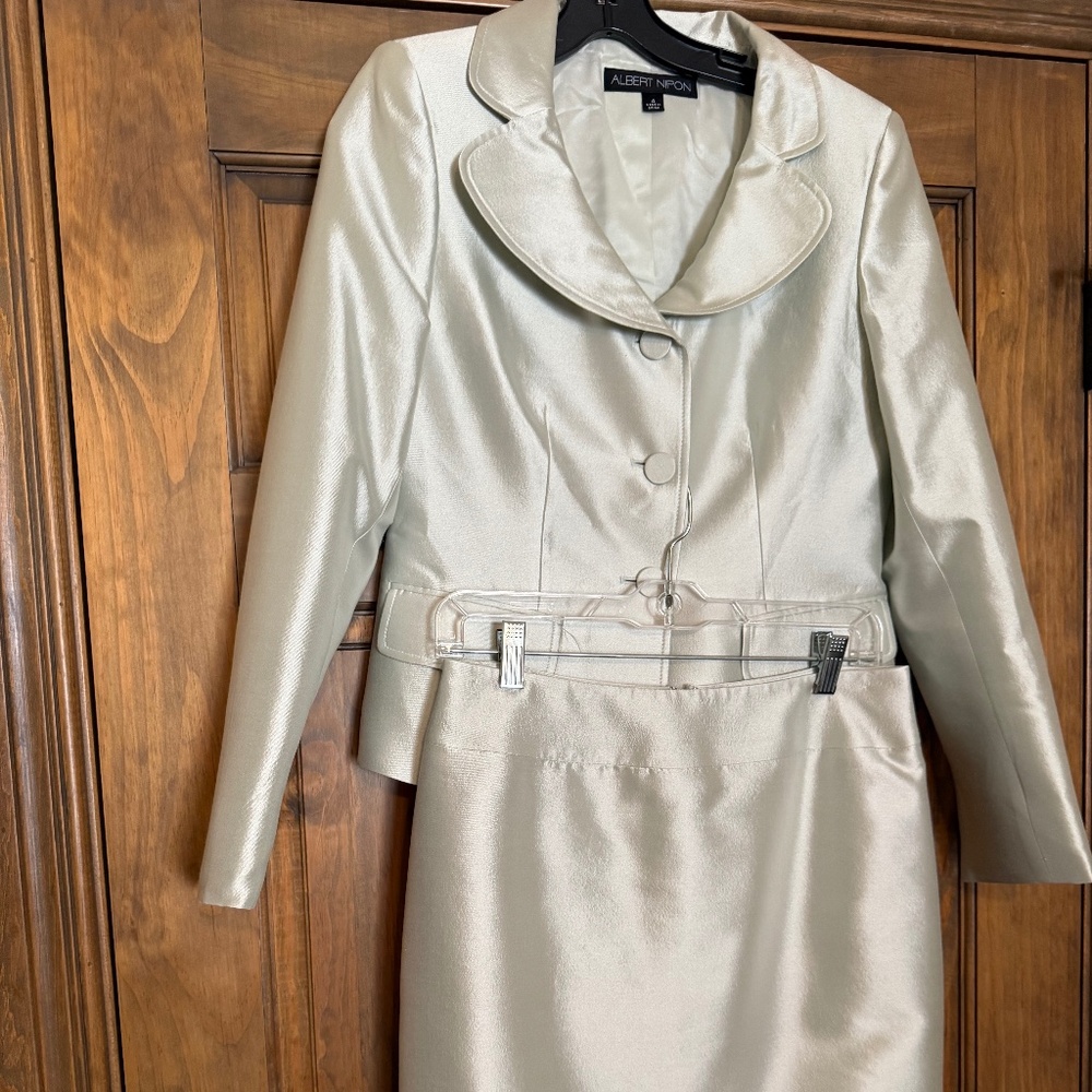 Albert Nipon Suit - image 1